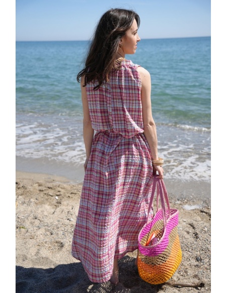 Robe Carreaux Roses HIPPO - Élégance et Confort à Domicile