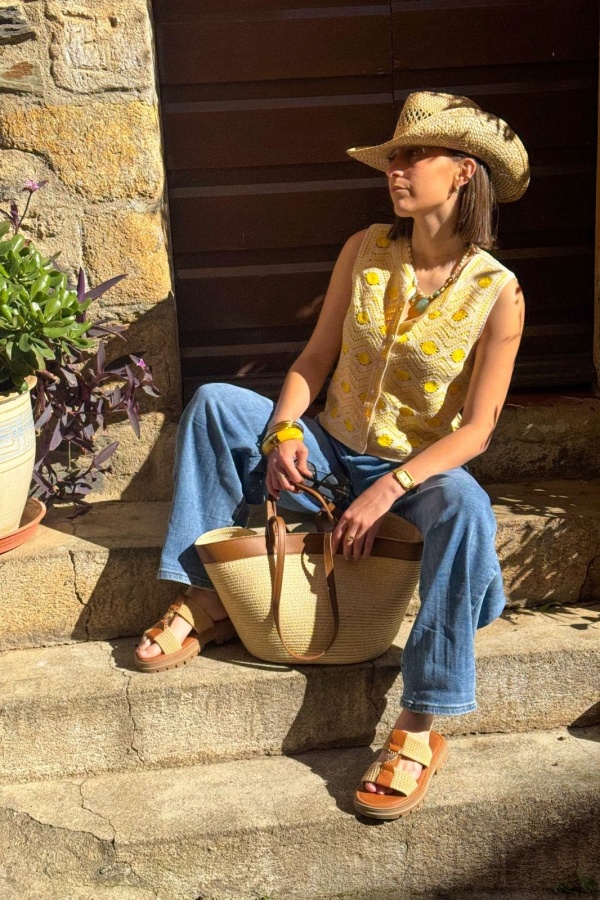 Gilet Macramé Jaune VISANDEA - Élégance pour Femmes