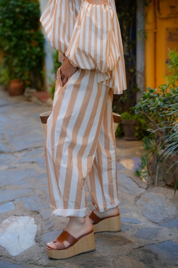 Pantalon Rayé Beige NATANIEL - Élégance et Confort à Domicile 2