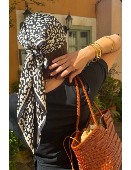 Foulard Léopard Noir JAVANA - Élégance et Style Chic