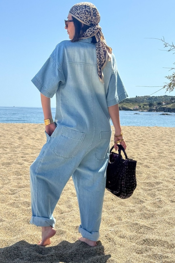 Foulard Léopard Beige JAVANA - Élégance et Style Chic 2