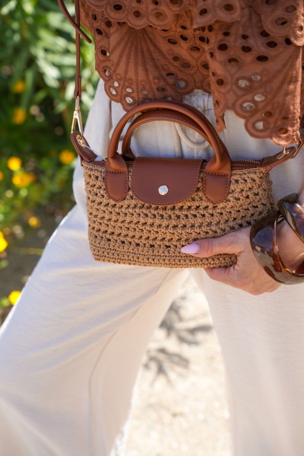 Pochette Tressé Camel MARIETTE - Élégance et Style