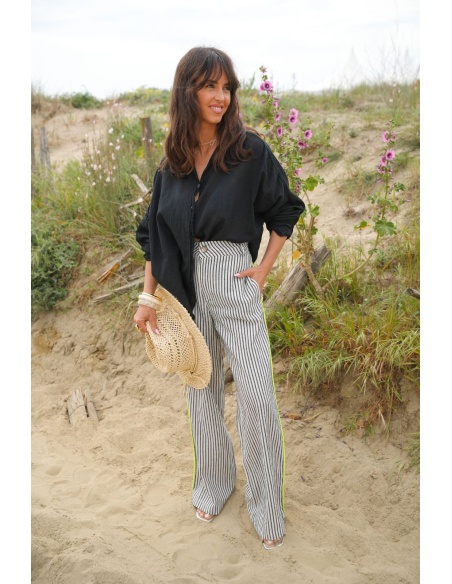 Calça listrada FARO Banditas – Estilo e conforto combinados