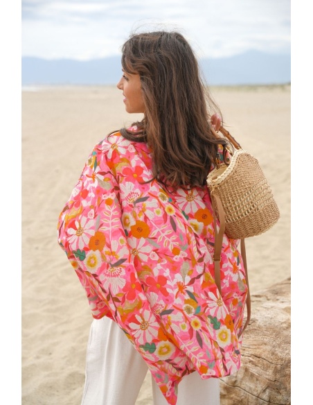 BLUSA DE FLOR DE SALMÓN: Blusas florales chic para ti