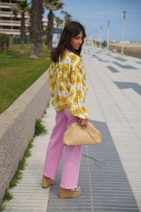 Blouse Fleurs Jaunes PANDORA - Élégance Printanière Femme 2