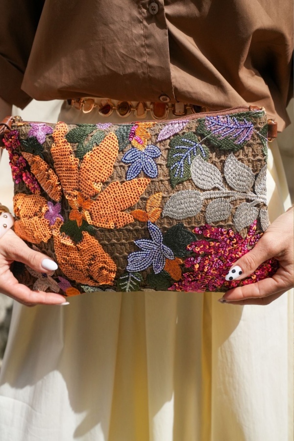 POCHETTE FLEURS ORANGE