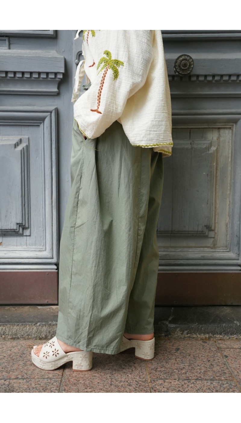 FLORENCIA Khaki-Hose mit weitem Bein