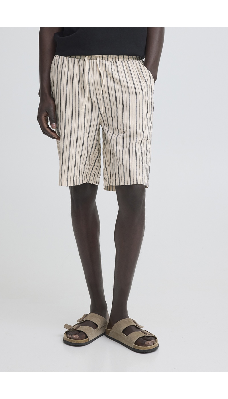 SHORT HOMBRE ESTAMPADO BEIGE