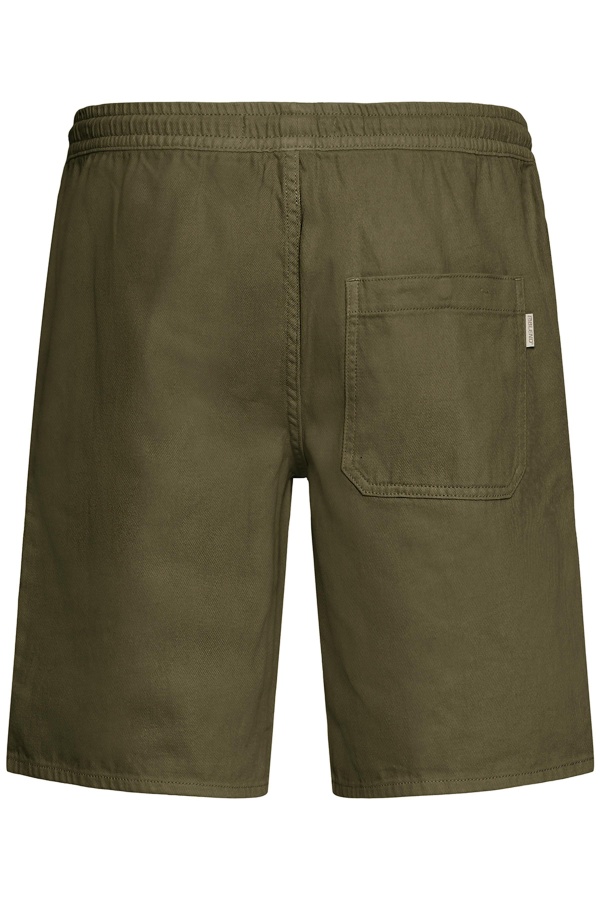 MEN’S KHAKI SHORTS 2