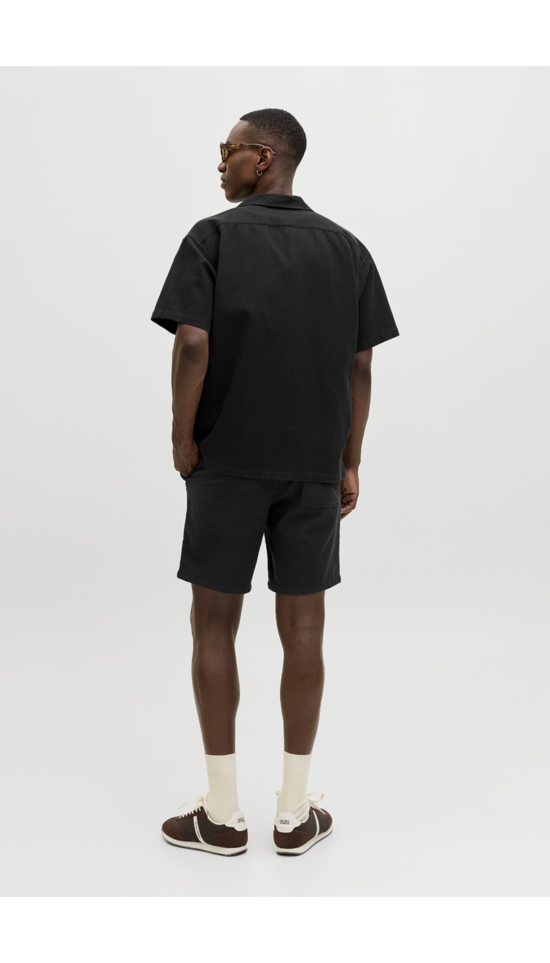 SHORTS  BLACK E26