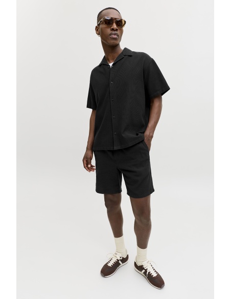 SHORTS  BLACK E26