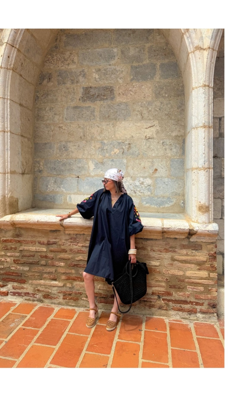ROBES FEMME BRODE MARINE E26
