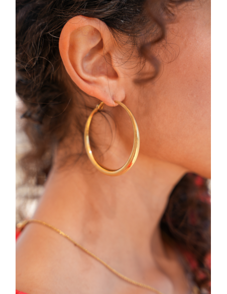 Boucles d'Oreilles Dorées E26 - Élégance à Votre Portée
