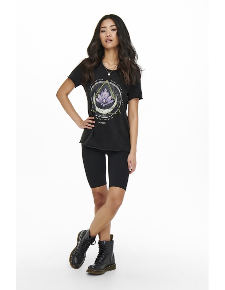 T-shirt preta ONLLUCY