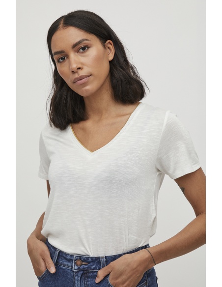 Camiseta Dançarina Nuvem Dourada VINOEL VILA - 3 | TOPOS
