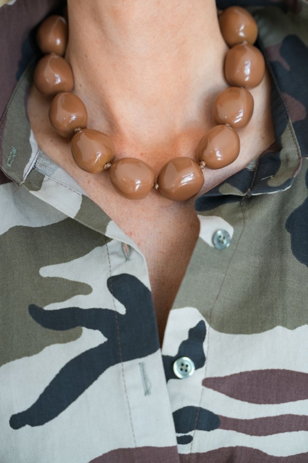 Collier Boule Camel EVE