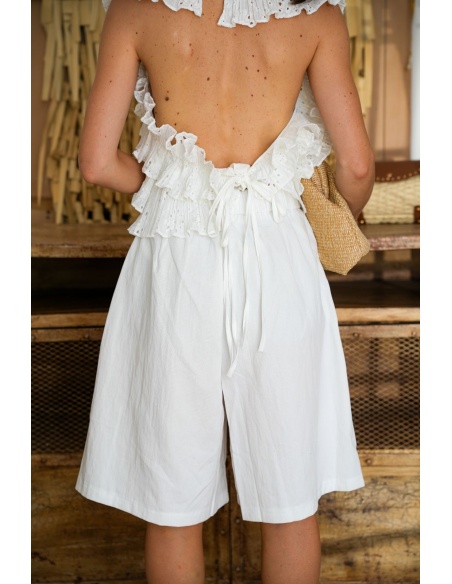 CARLA Weiße Bermudashorts