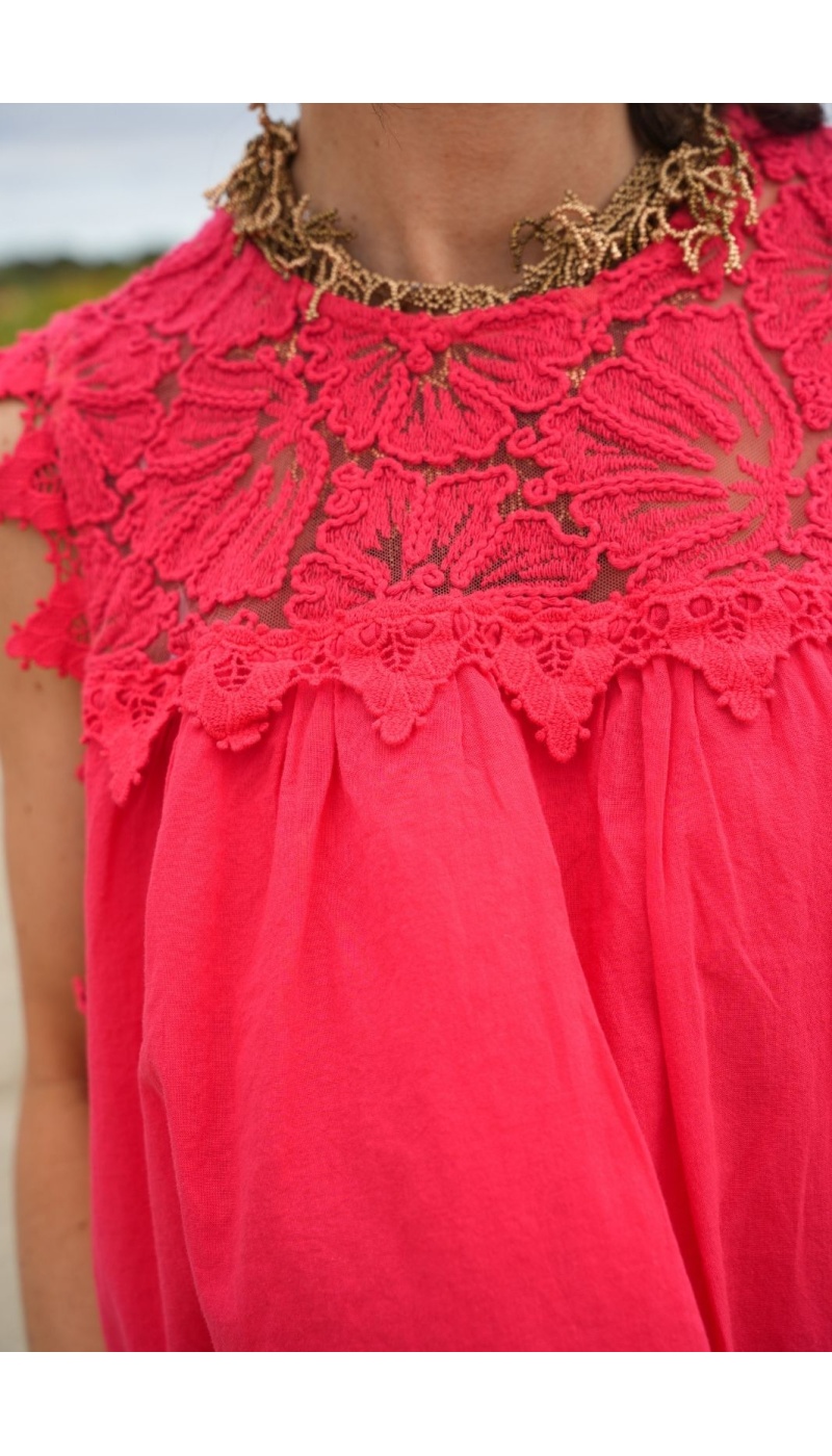 Top bordado rojo LOLA