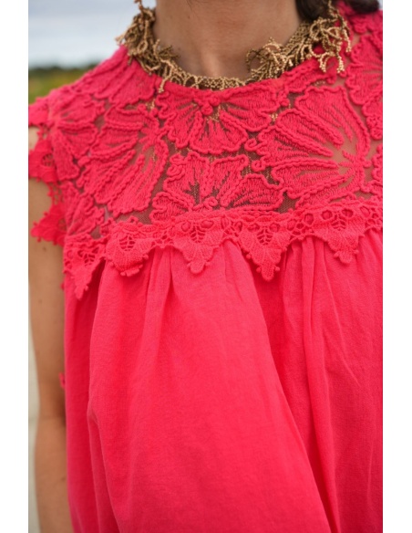 Top bordado rojo LOLA