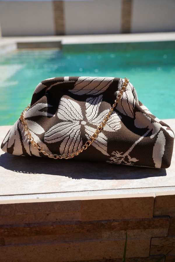 POCHETTE FLEURS MARRON E26