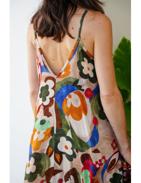 Robe Fleurs Verts BRAGA - Élégance Naturelle pour Votre Accueil
