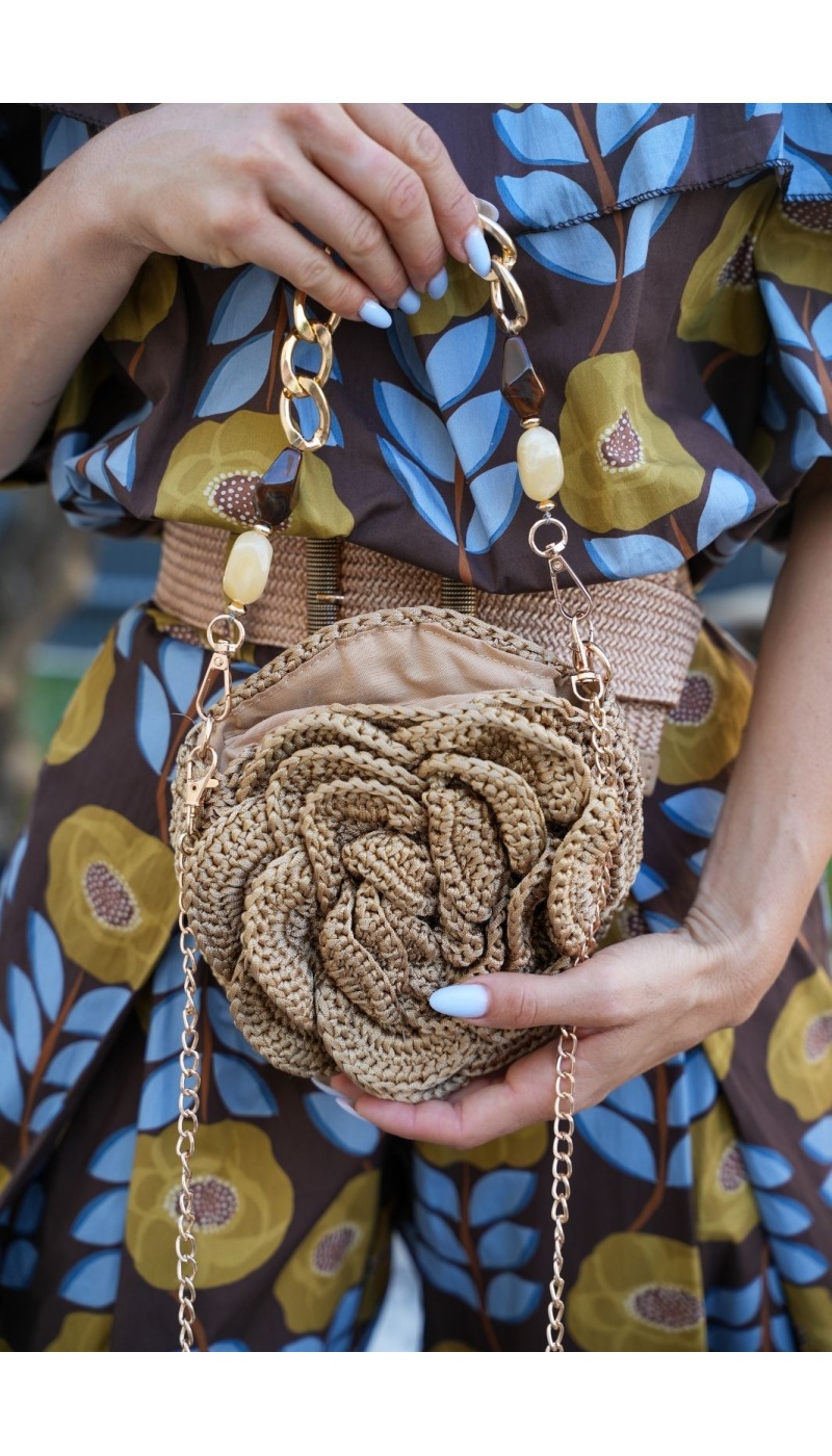 POCHETTE FLEURS DORE E26