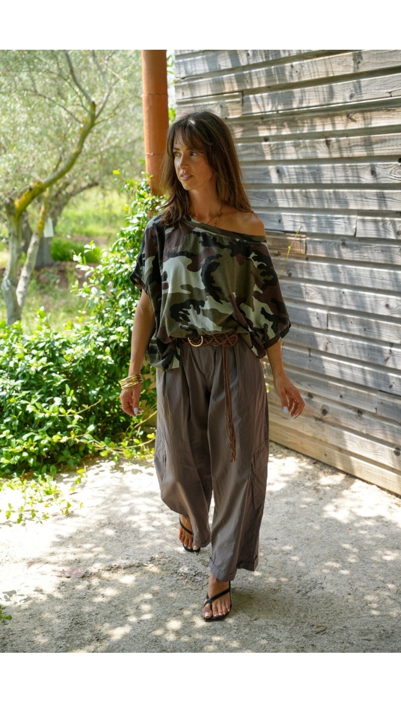 Johanna GUARDIA Military T-shirt Johanna - 2 | Welcome