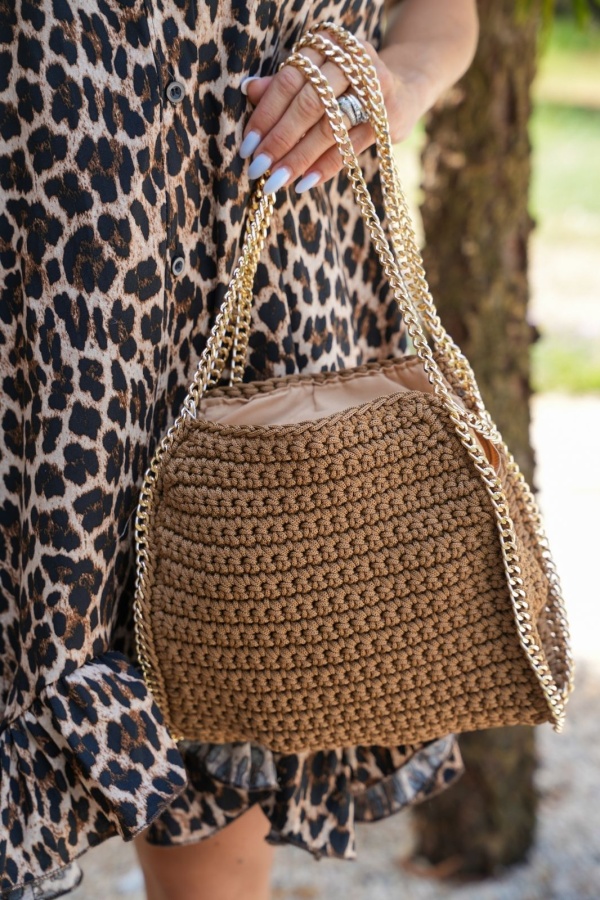 Sac Chaîne Doré Camel LISE - Élégance et Style à Domicile