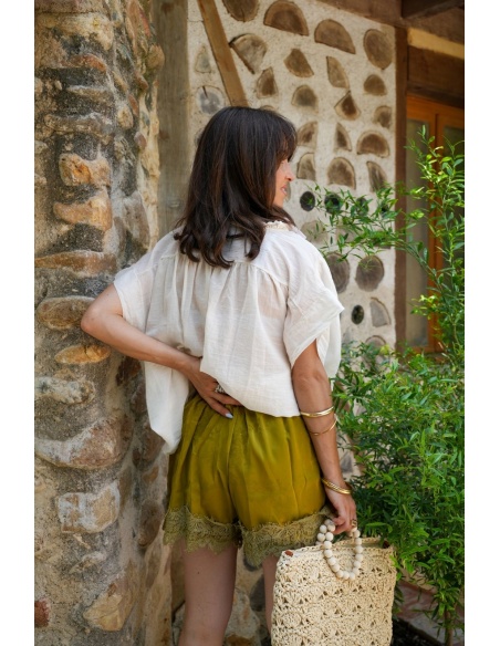 Short Imprimé Vert Dentelle SCIACCA - Élégance Printanière