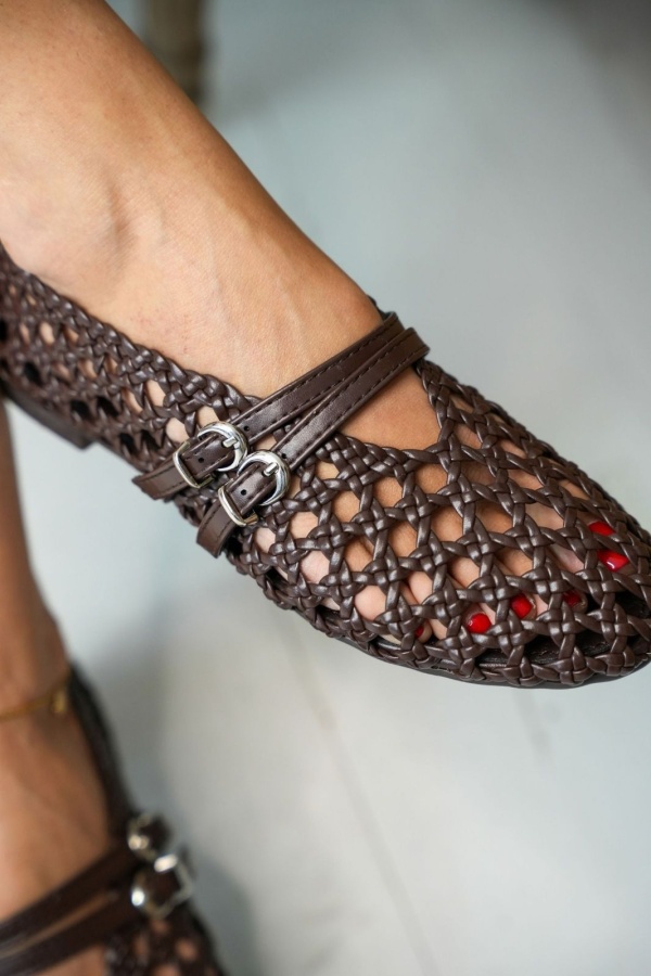 BALLERINE MARRON H26 Noho - 1 | Welcome