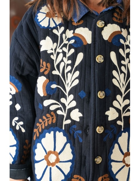 Gilet Matelassé Fleurs Noir INDA Noho - 3 | Bienvenido