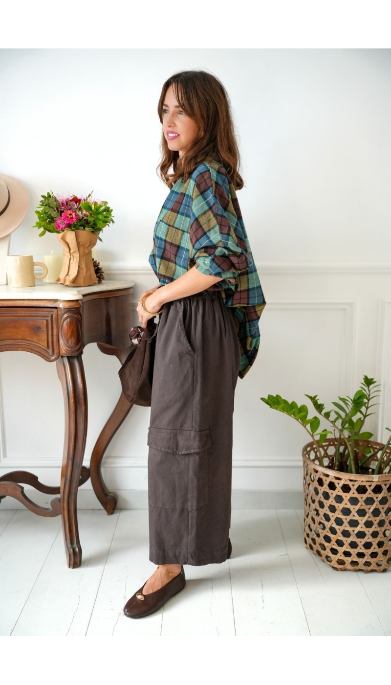 Pantalon Large Cargo Johanna Marron LARINA Johanna - 2 | Accueil
