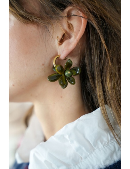BOUCLES D'OREILLES FLEURS VERT H26 Noho - 1 | Welcome